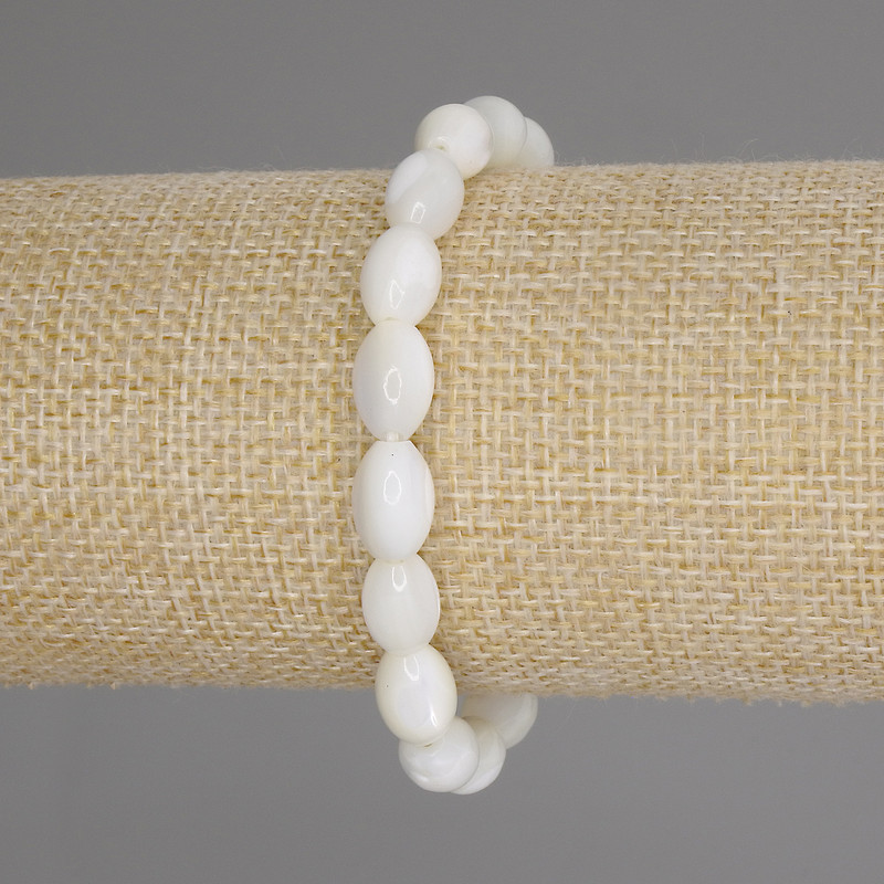 Mother-of-Pearl Grain Bracelet, Diameter 11x7.5mm+-, Length 18cm +- Stretch