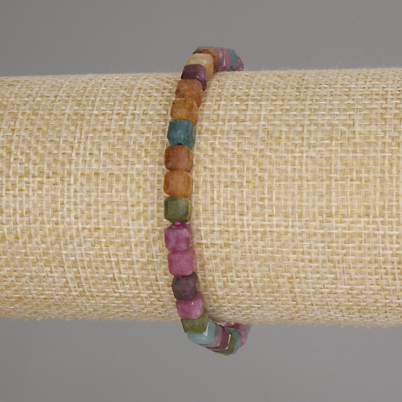 Tourmaline Faceted Cube Bracelet, diameter 5x5mm+-, length 18cm +- stretch