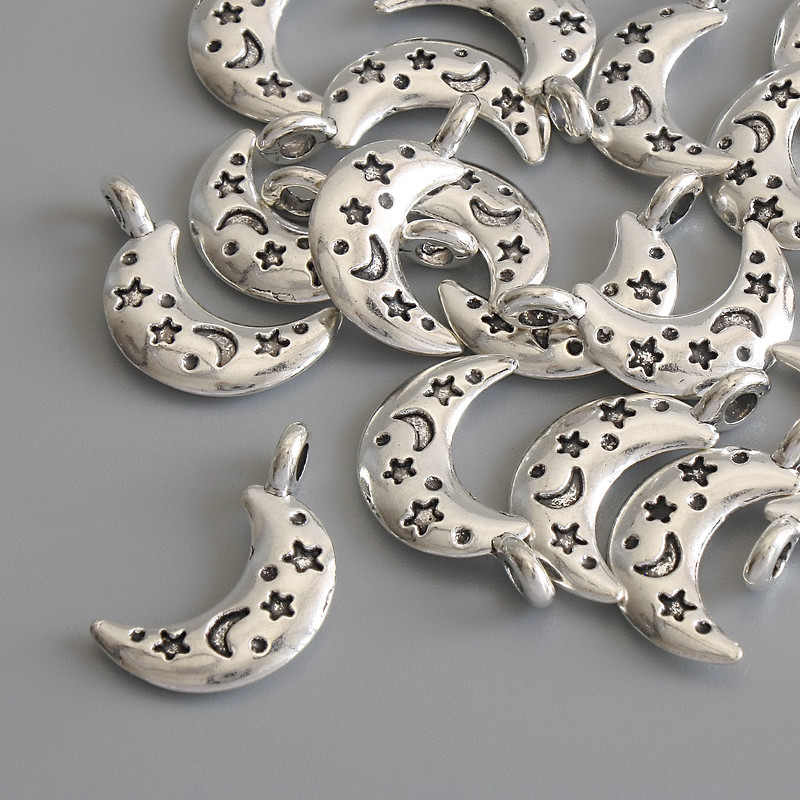 Pendant Charm Moon, Silver-Coloured Metal, Diameter 19x10mm+/-, Pack of 18pcs