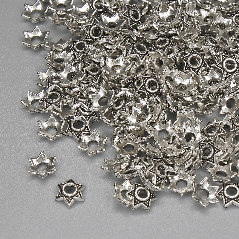 Bead Cap Finding, Silver Metal Colour, Diameter 5.5x1mm+/-, Hole Diameter 1.9mm+/-, Pack of 20g (~177pcs)