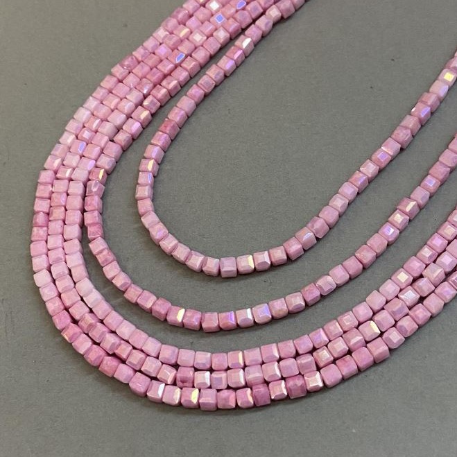 Czech Crystal Beads Pink with Petrol Iridescent Coating on Thread, Faceted Cube, Diameter 4x4mm +/-, Length 38cm +