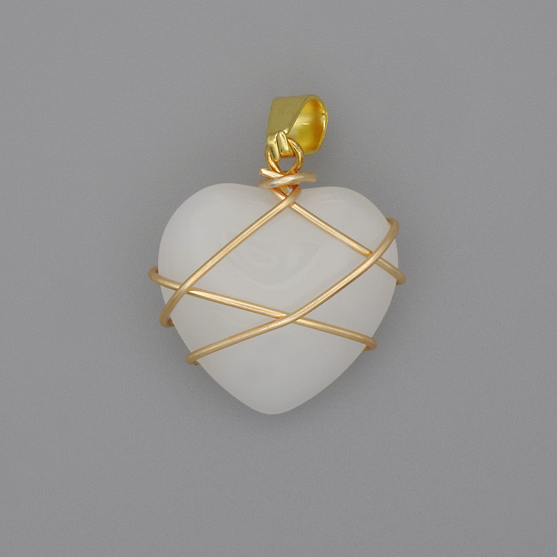 Heart Pendant in Wire-Wrapped Rock Crystal 21x21mm+-, diameter 30mm+
