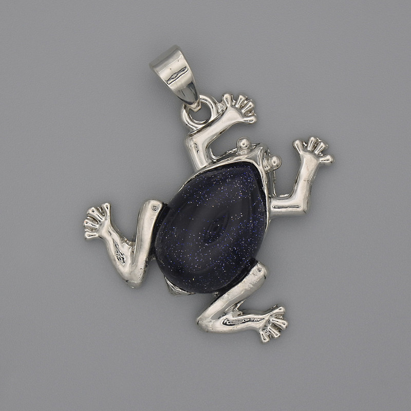 Frog Pendant, Cairo Night Aventurine, 29x28mm+/-, length 37mm+