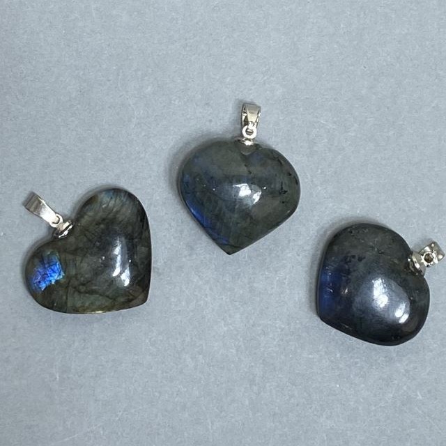Heart Pendant Labradorite 30x30mm+-, length 40mm+