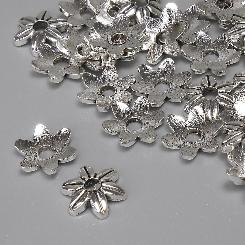 Bead Cap Finding, silver metal colour, diameter 10x1mm+/- hole diameter 2.5mm+/- pack of 28pcs+