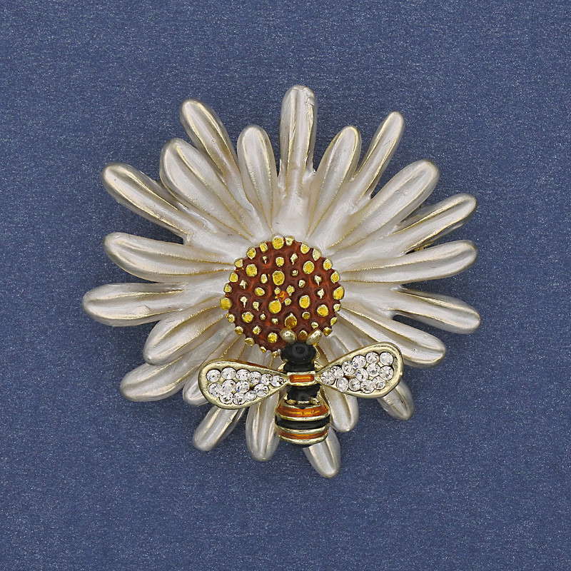Flower Brooch Pendant, White & Yellow Enamel, Rhinestones, Gold-Tone Metal, 38mm +