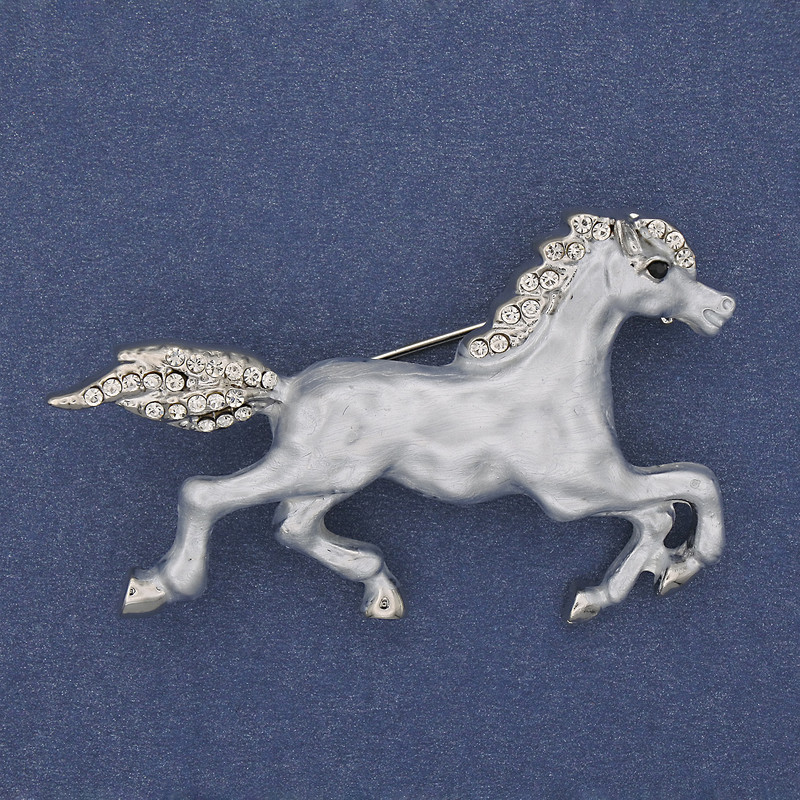 Brooch Horse Enamel White Crystals Silver-tone Metal 50x32mm+