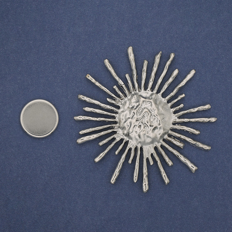 Magnetic Brooch Sun Silver Metal 76mm+