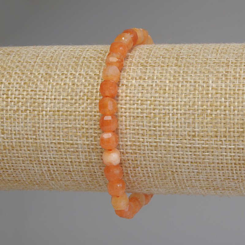 Jade Masha­n Faceted Cube Beaded Bracelet, 5x5mm diameter, 18cm length stretch