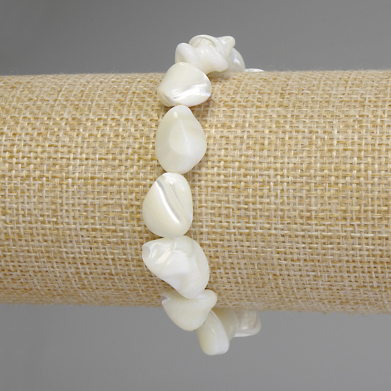 Bracelet Mother-of-Pearl Cabochon, diameter 12-13, 5×10-11mm ±, length 18cm stretch