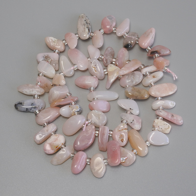 Pink Opal Chip Butterfly Beads, diameter 10-15x6-7.5mm+-, seed beads 3mm+-, length 39cm+- on a thread