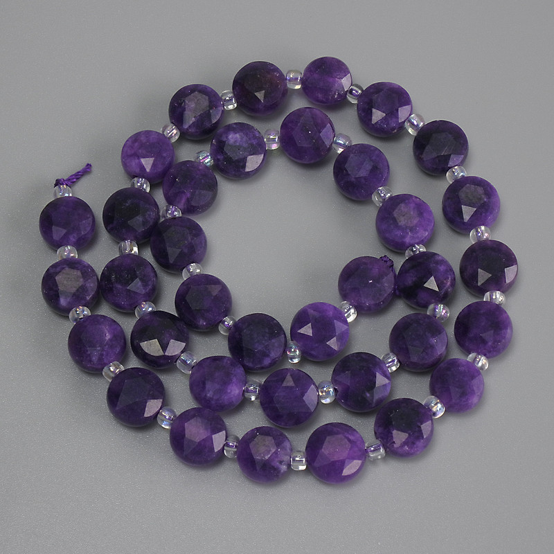 Sugilite Beads Granulated Coin 8.5 mm ±, 3 mm ± seed beads, length 37 cm ± on thread