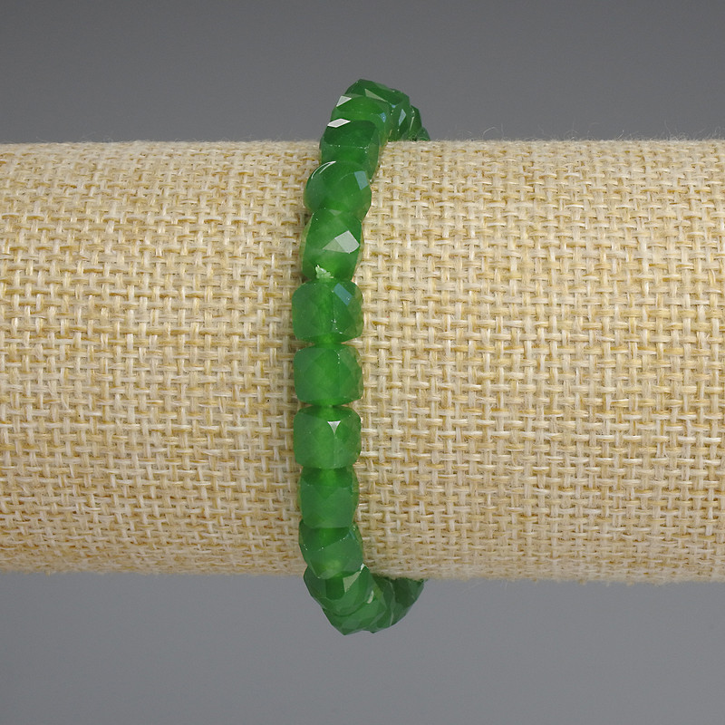 Chrysoprase Bracelet, faceted cube beads, diameter 6.5x6.5mm+/-, length 18cm+/- stretch