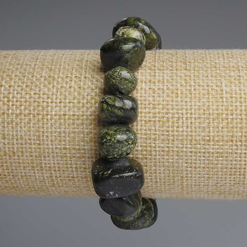 Serpentine Bracelet, tumbled beads, diameter 14-17x7-10mm+/-, length 18cm+/- (stretch)