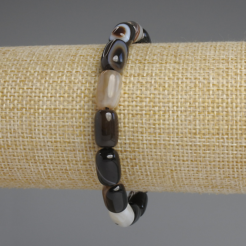 Agate Bracelet, barrel beads, diameter 12x8mm+/-, length 18cm+/- stretch