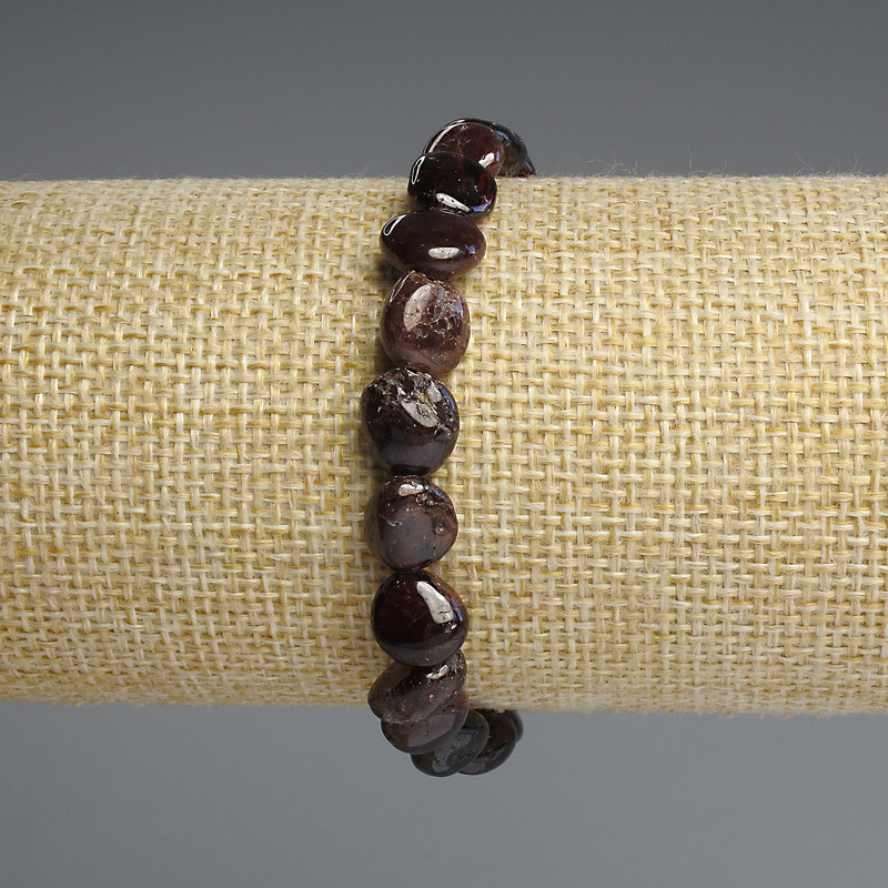 Garnet Bracelet, Tumbled, Diameter 8-11x9mm+-, Length 18cm+- Stretch