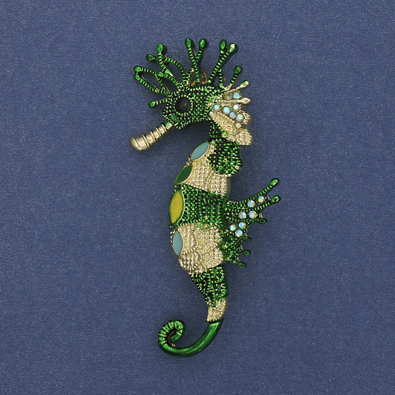 Seahorse Brooch-Pendant Coloured Rhinestones Green and Golden Enamel Gold-Tone Metal 63x31mm+