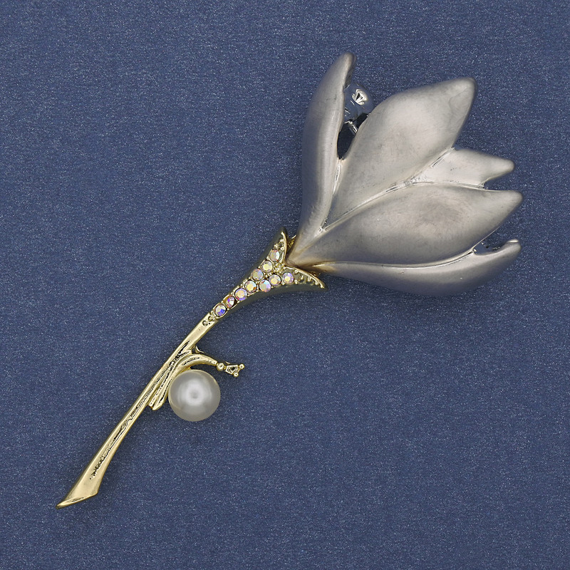 Brooch Pendant Flower Silver Enamel Pearl Rhinestones Gold-Tone Metal 29x64mm+
