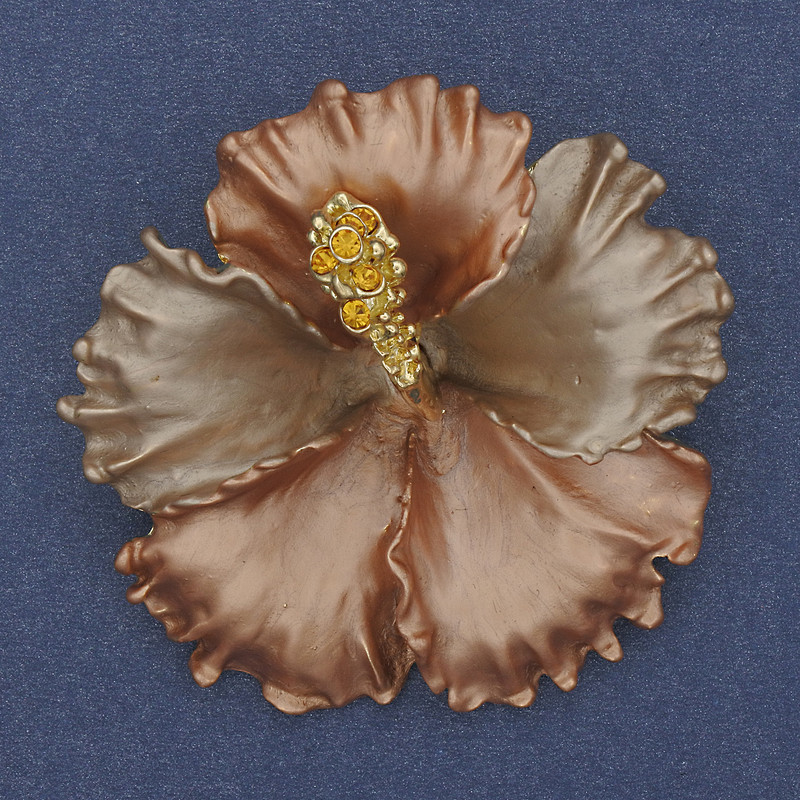 Brooch pendant Flower Petunia matte enamel yellow crystals golden metal 51×51mm+