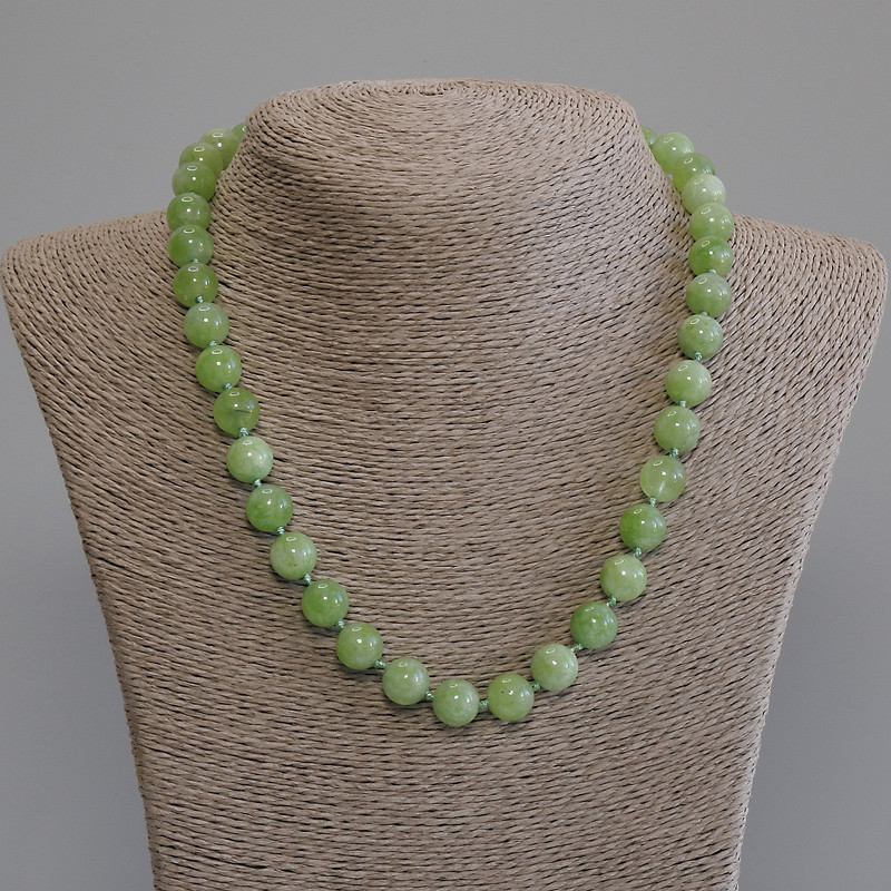 Chrysolite Peridot Necklace, smooth bead, diameter 10mm+/-, length 50mm+/-, with clasp