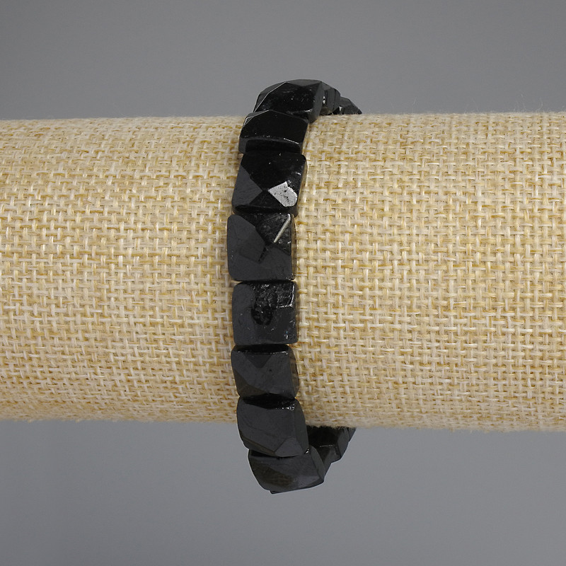 Tourmaline Bracelet, Faceted Square Beads, diameter 10-11x10-11mm+/-, length 18cm +