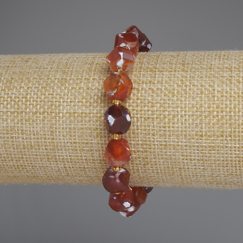 Agate Bracelet, Faceted Diamond Beads, Diameter 10x9mm+/- with 3mm+/- Seed Beads, Length 18cm+/- Stretch