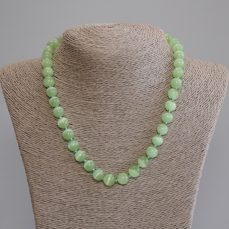 Cat's Eye Smooth Bead Necklace, diameter 10mm+-, length 50cm+- with clasp