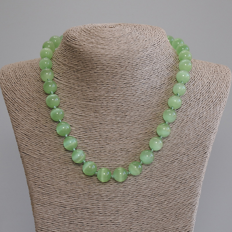 Cat's Eye Smooth Bead Necklace, diameter 12mm+-, length 50cm+- with clasp