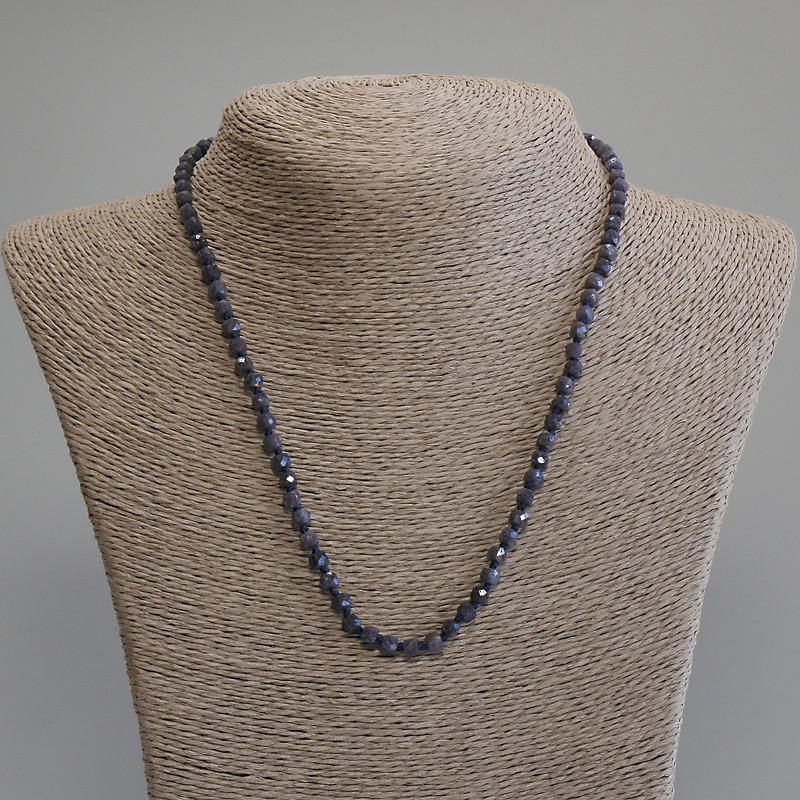 Faceted Cube Sapphire Necklace, Diameter 4x4mm+/-, Length 50cm+/- with Clasp