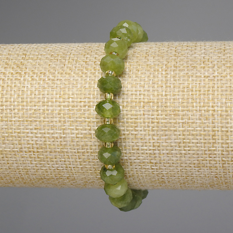 Jadeite Bracelet, Faceted Rondelle, Diameter 8x5mm+- Beads 3mm+-, Length 18cm+- Stretch