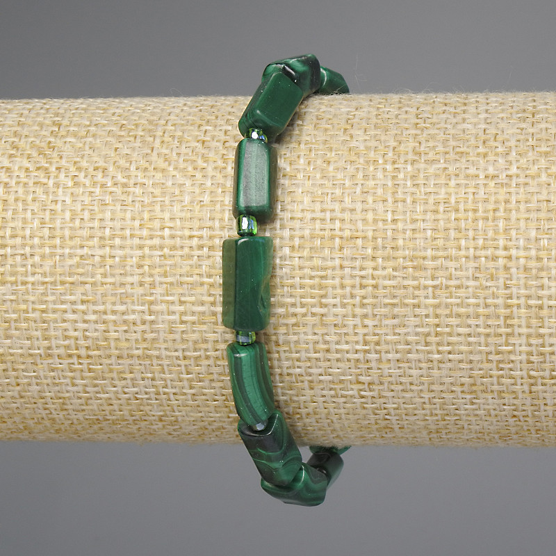 Malachite Chip Bracelet, diameter 11-13x6-7mm+- seed beads 3mm+-, length 18cm+- stretch
