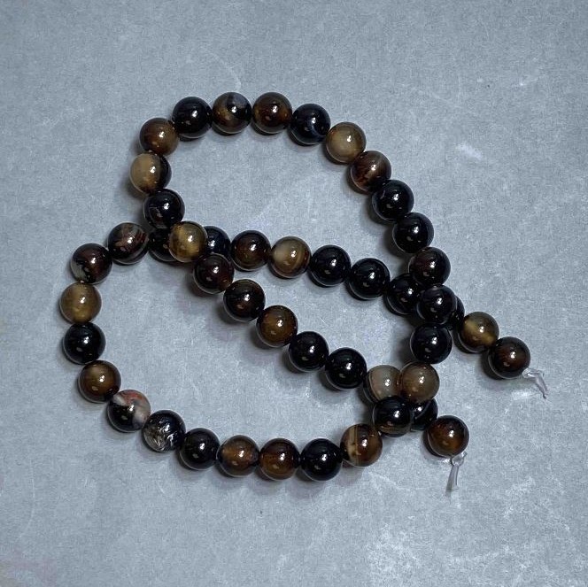 Agate Beads, smooth round, diameter 8mm+-, length 38cm+- on fishing line