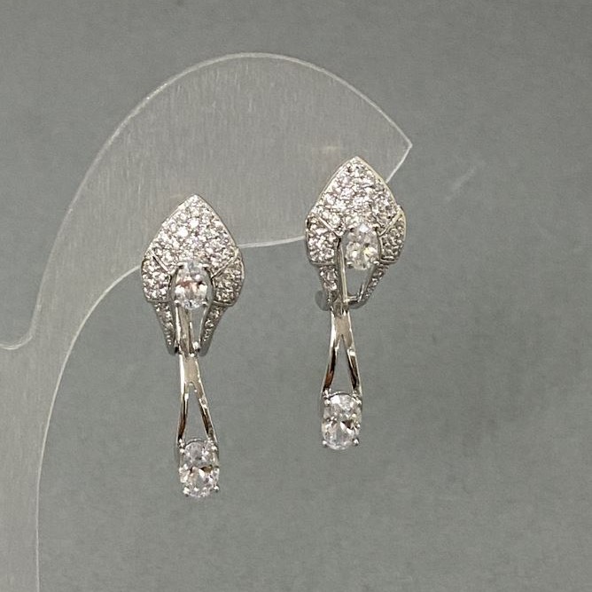 Xuping Earrings with White Rhinestones, Diameter 10mm, Length 30mm+/- Rhodium