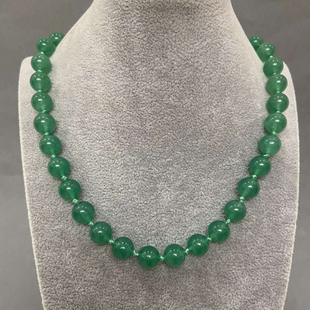 Jade Necklace, smooth round beads, diameter 10mm+/-, length 45cm+/- with clasp