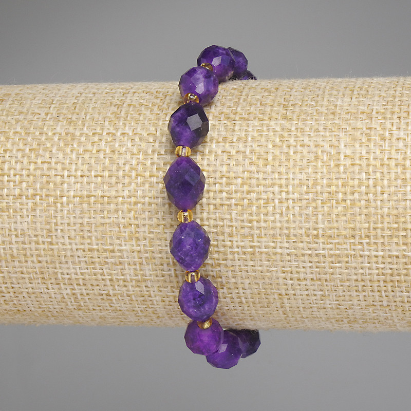 Sugilite Faceted Grain Bracelet, diameter 10x8mm+- 3mm+- seed beads, length 18cm +- stretch