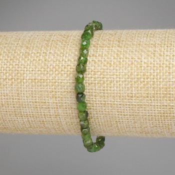 Diopside Faceted Cube Bracelet, diameter 4.5x4.5mm+/-, length 18cm +/- stretch