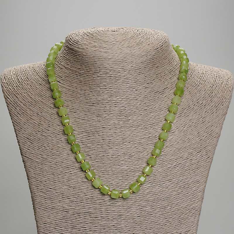 Chrysolite Olivine Necklace, faceted cube, diameter 6x6mm+/-, seed beads 3mm+/-, length 45mm+/- with clasp