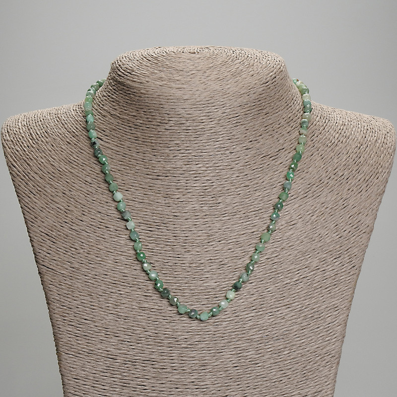 Emerald Necklace, faceted cube beads, diameter 4x4mm+/-, length 45mm+/- with clasp