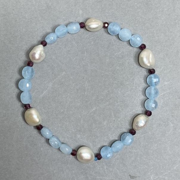Aquamarine Faceted Coin Bracelet, Diameter 6mm+- River Pearls 8-8.5x8mm+-, Length 18cm+- Stretch