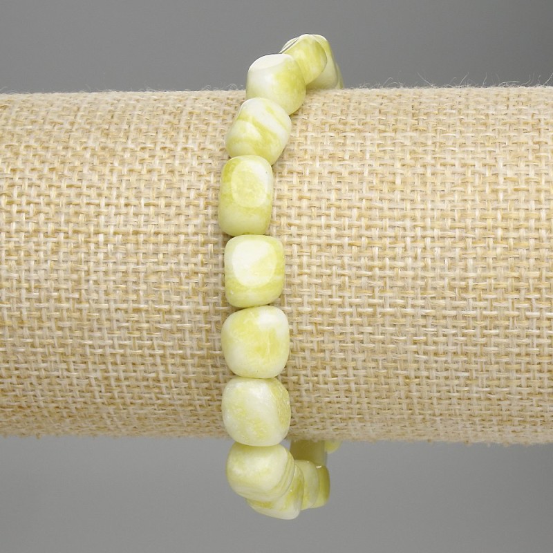 Jadeite Bracelet, tumbled, diameter 9-10x8mm+-, length 18cm +- stretch