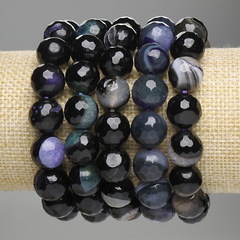 Agate Bracelet, faceted round beads, diameter 12mm+- (with geodes), length 18cm stretch