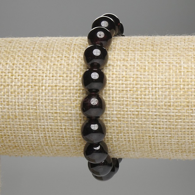 Garnet Bracelet, smooth round beads, diameter 9.5mm+-, length 18cm stretch