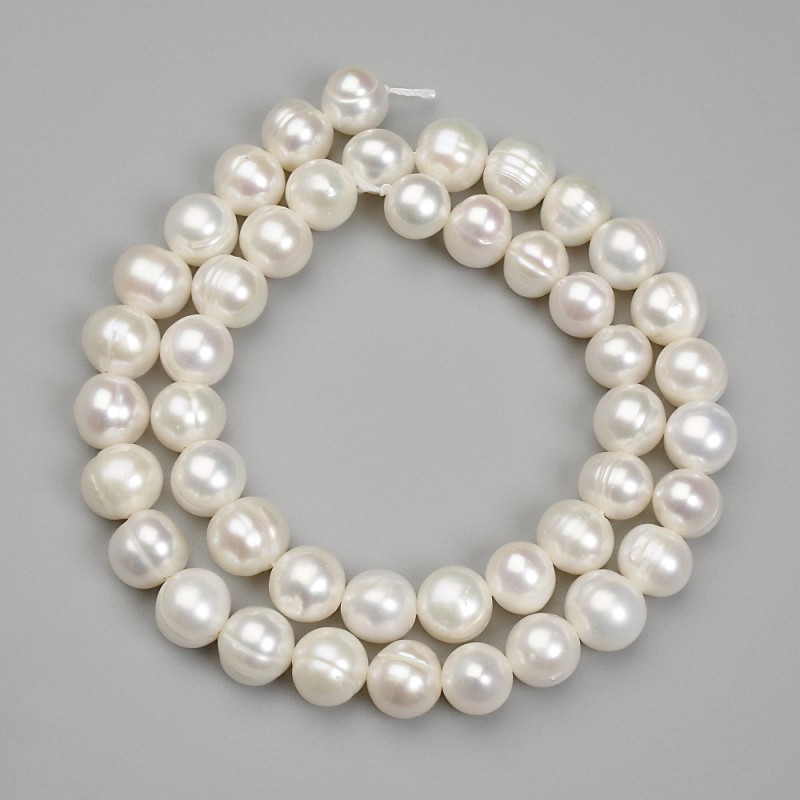 Freshwater Pearl Beads, diameter 8-8.5x9mm +/- on thread, length 39cm+