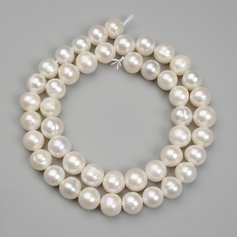 Freshwater Pearl Beads, diameter 8-8.5x8.5-9mm +/- on thread, length 39cm+