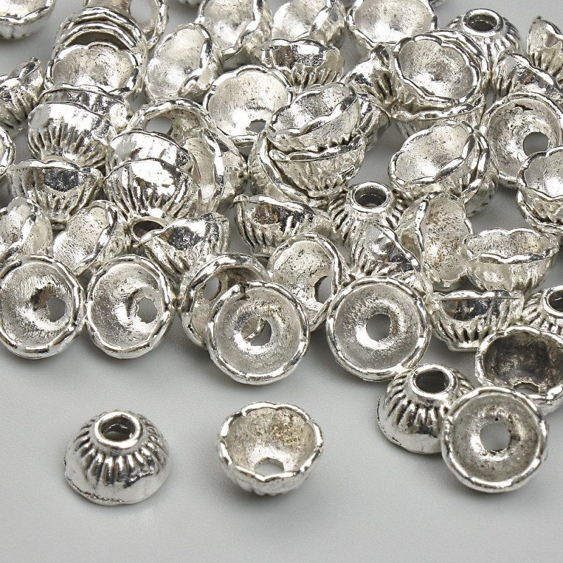 Bead Cap Finding, Diameter 4x7mm+- Hole Diameter 2.3mm+- Silver Metal Colour, Pack 20g+- (~63pcs)