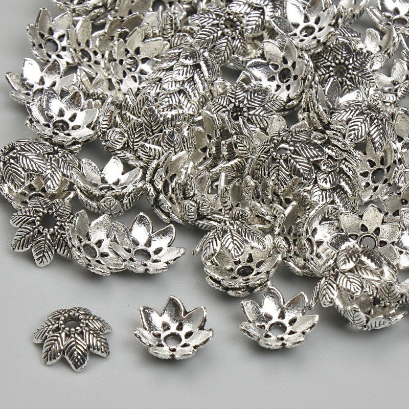 Bead Cap Finding, Silver Metal Colour, Diameter 7mm+- Hole Diameter 1.7mm+- Pack 20g (~110pcs)