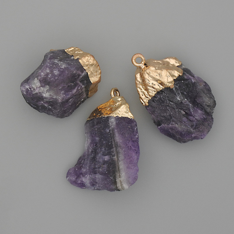 Pendant Amethyst Raw Stone Gold-Tone Metal 20-37x19-24mm+- Assorted Size