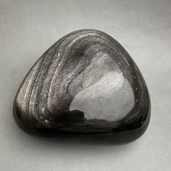 Souvenir Natural Stone Silver Obsidian, size 117x113x56mm (+/-), weight 935g