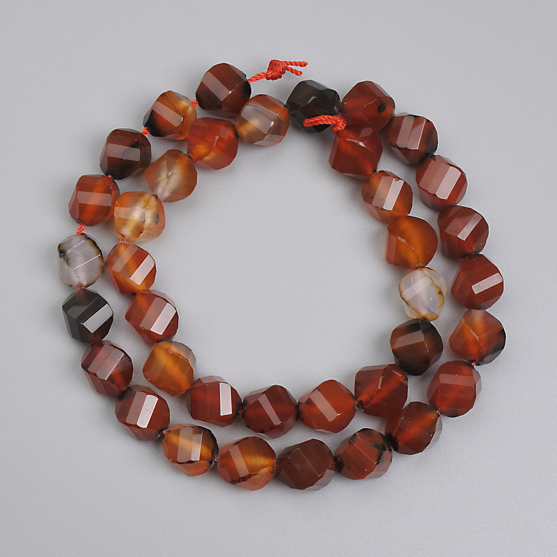 Agate Beads Faceted Rhombus, diameter 10x8mm+/-, length 36cm+/- on a string