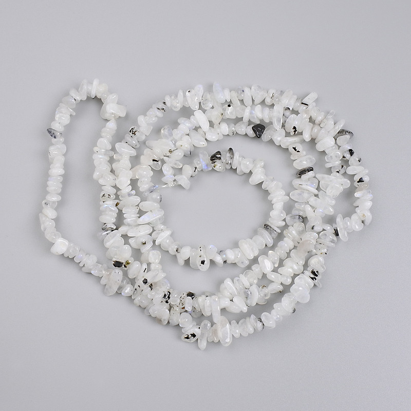 Adularia Chip Beads, diameter 4-7x2-4mm+-, length 78cm+- on fishing line